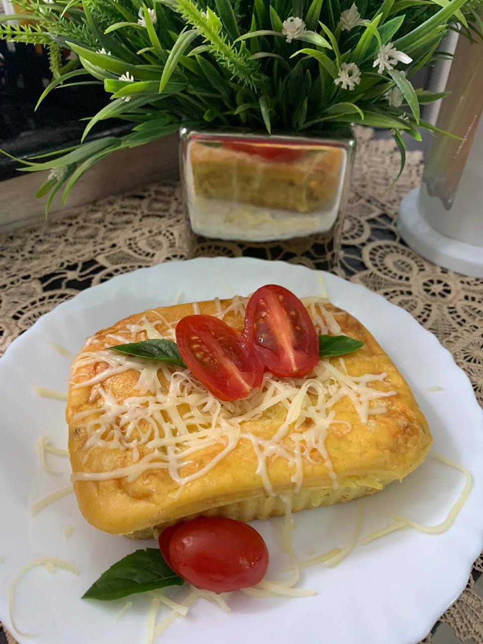 Torta de Frango  R$ 26,00 Feita com nutri Soup, frango desfiado temperado e queijo ralado.